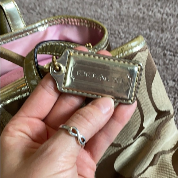 Large coach purse - Picture 6 of 8